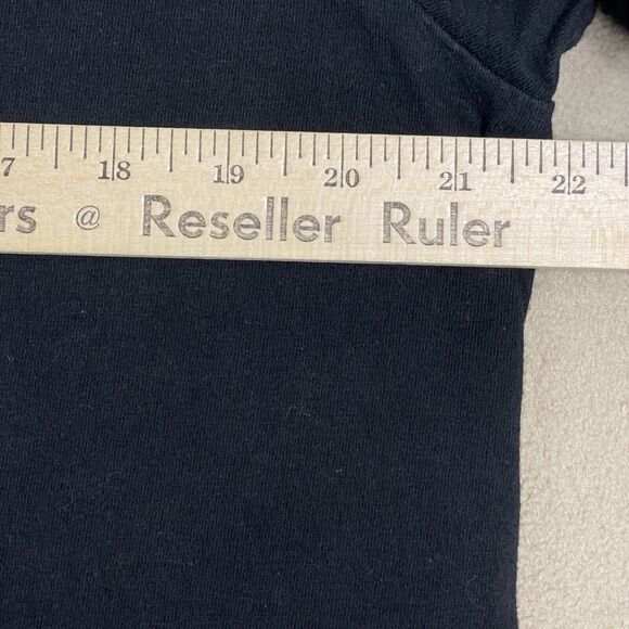 KAWS x Uniqlo x‎ Peanuts Joe Kaws Yawn Shirt Mens Large Black Snoopy Outline Tee - Picture 4 of 10